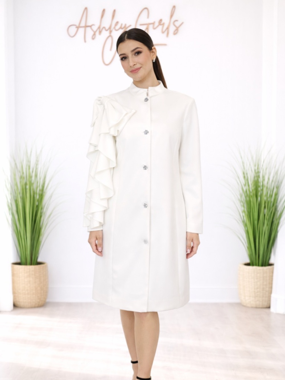 Wonder by Christian Siriano Ivory Bow Sleeve Coat Dress